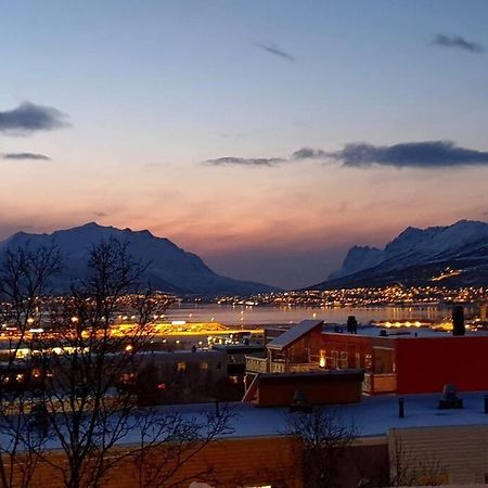 60 Sqm Apartment A - Free Parking! Tromsø Dış mekan fotoğraf